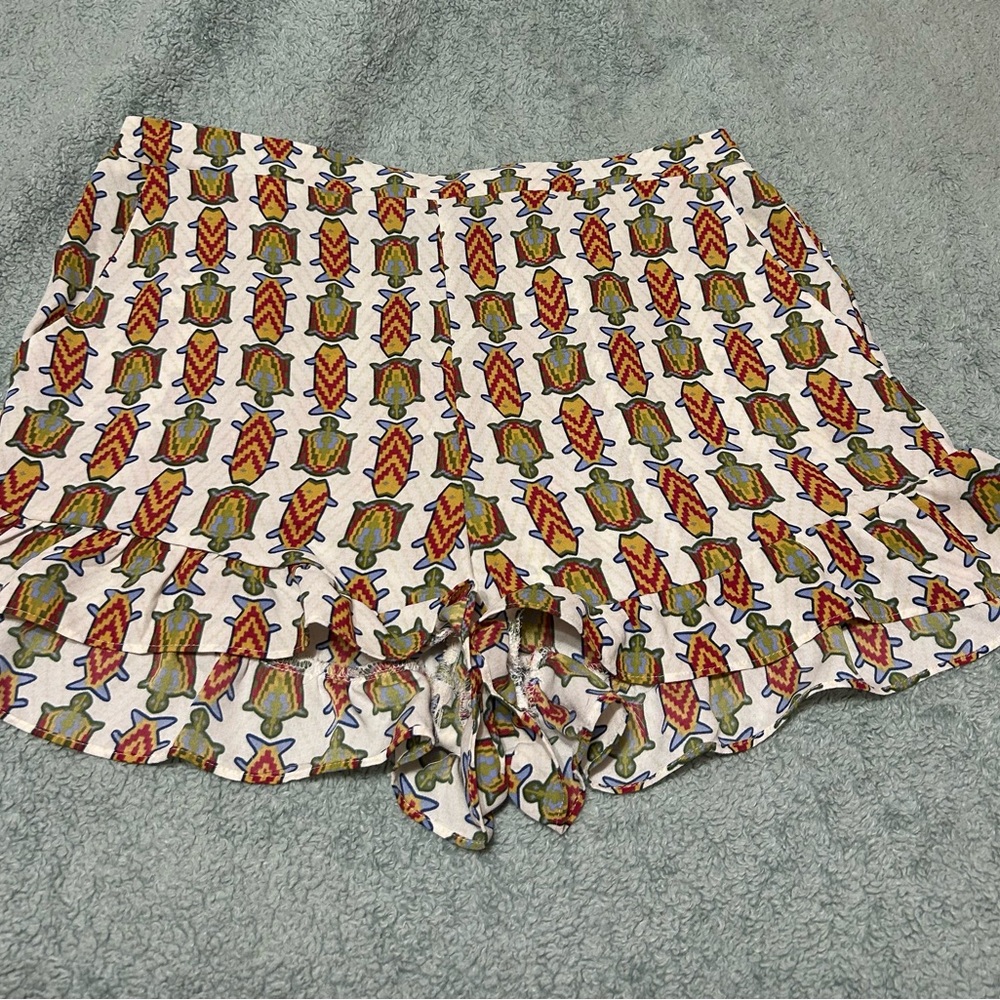 BCBGMaxAzria High Waist Patterned Shorts - Multicolor